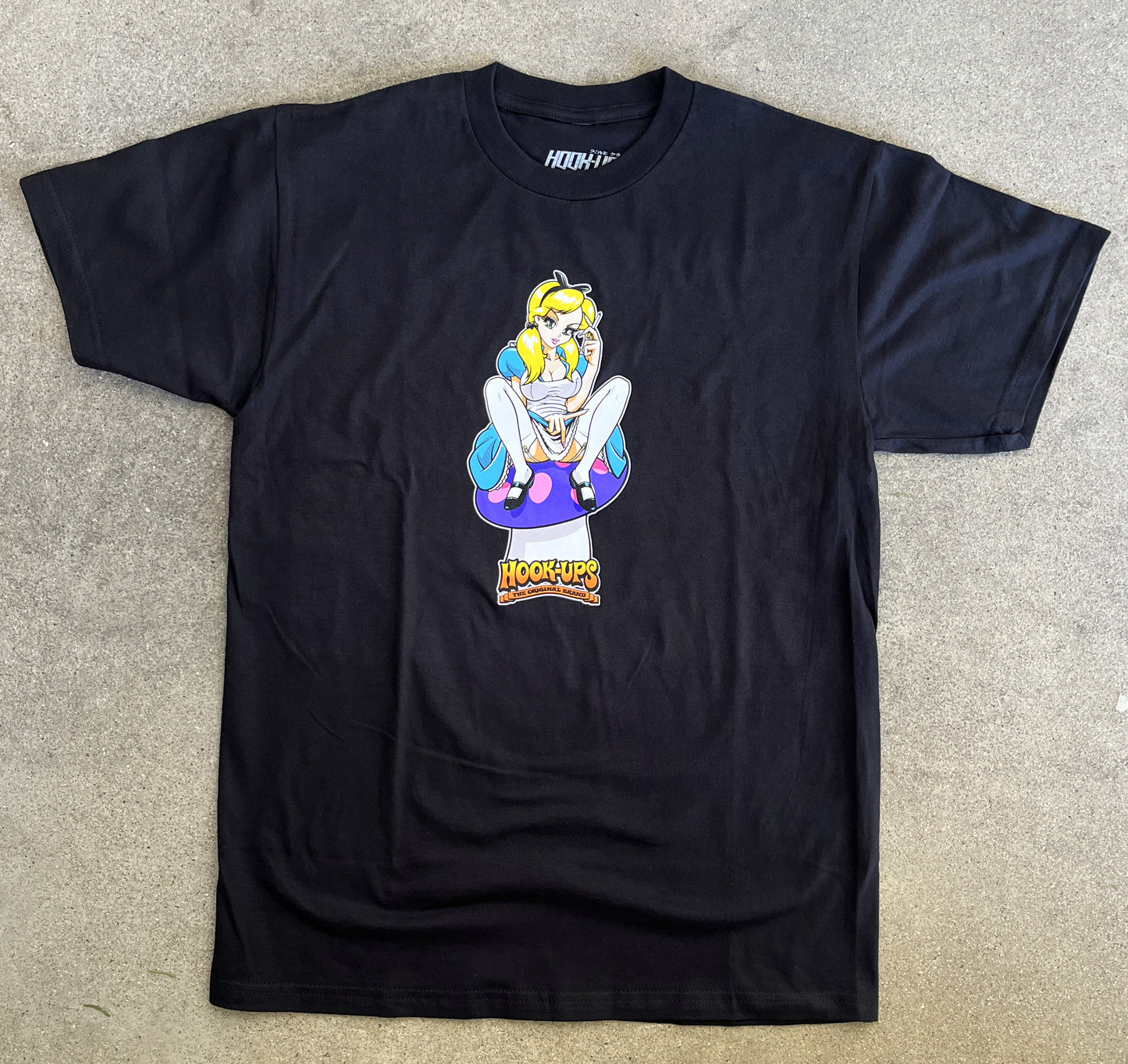 Alice T-shirt - BLACK