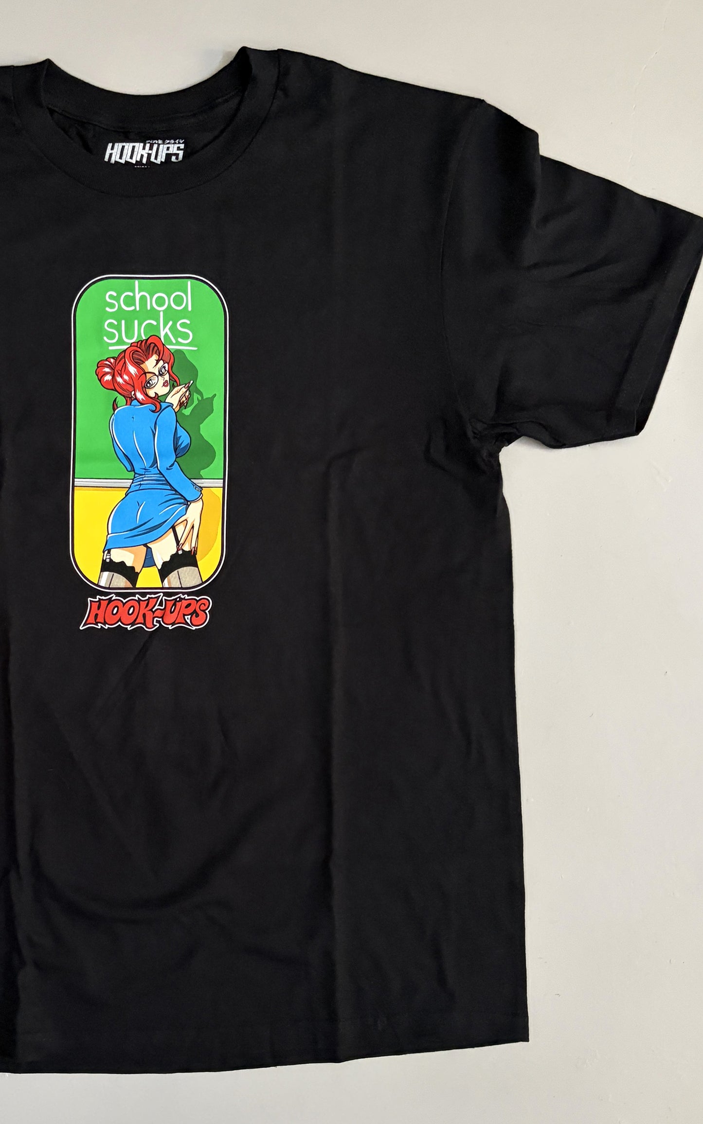 School Sucks T-shirt - BLACK